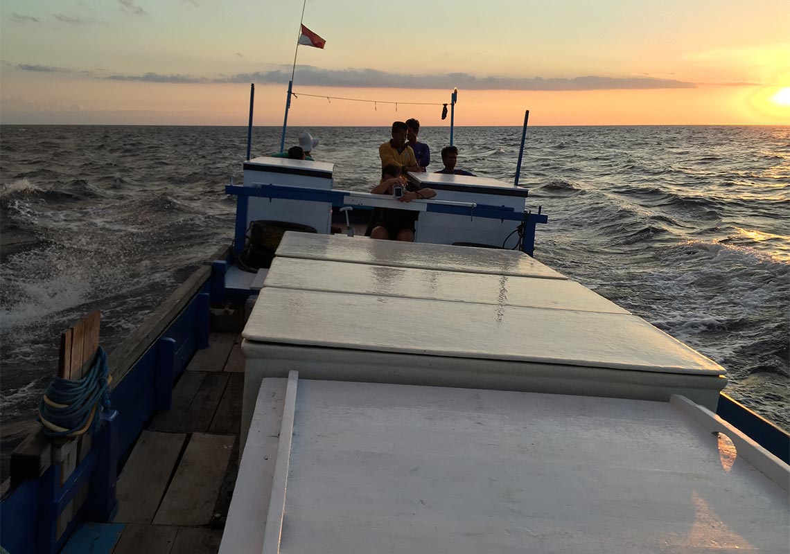 boat-sunset